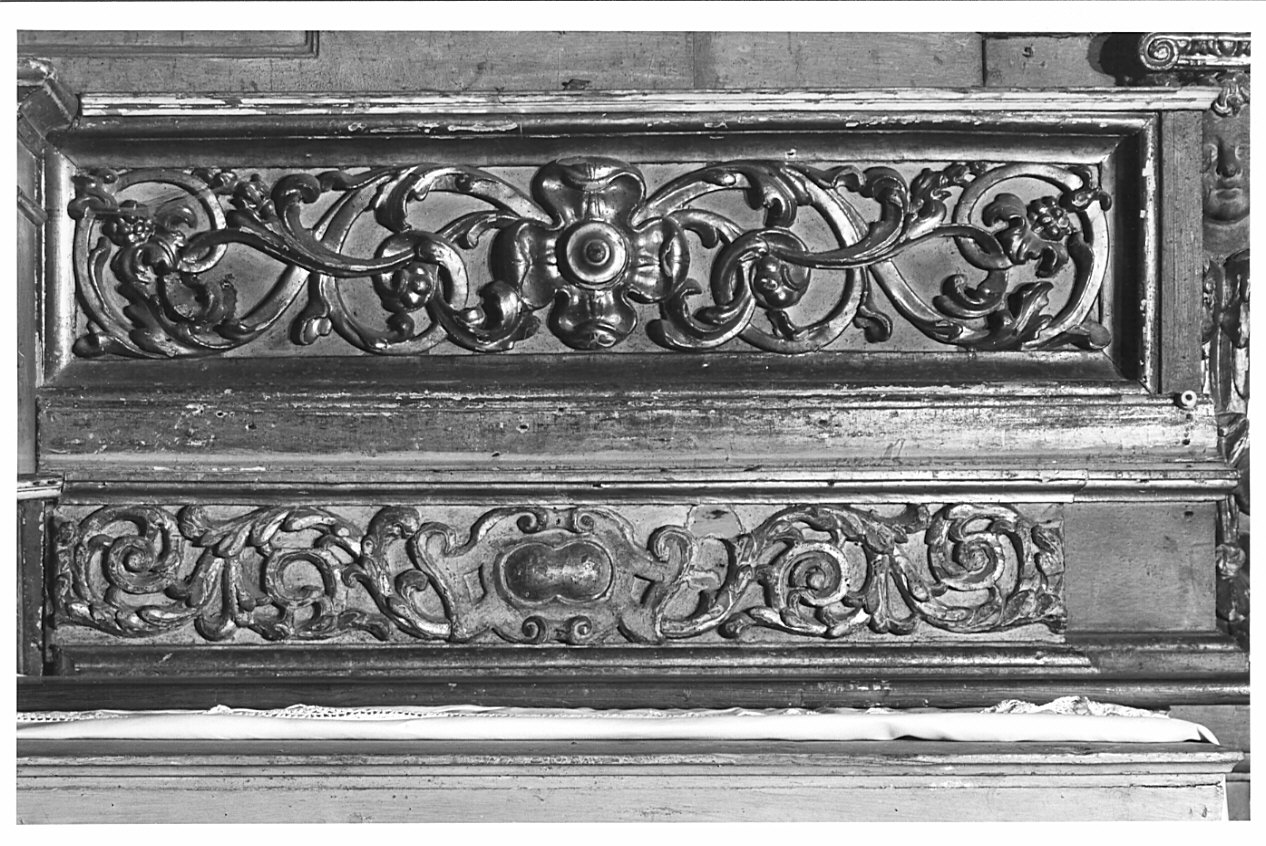 gradino d'altare, elemento d'insieme - bottega italiana (prima metà sec. XVII)