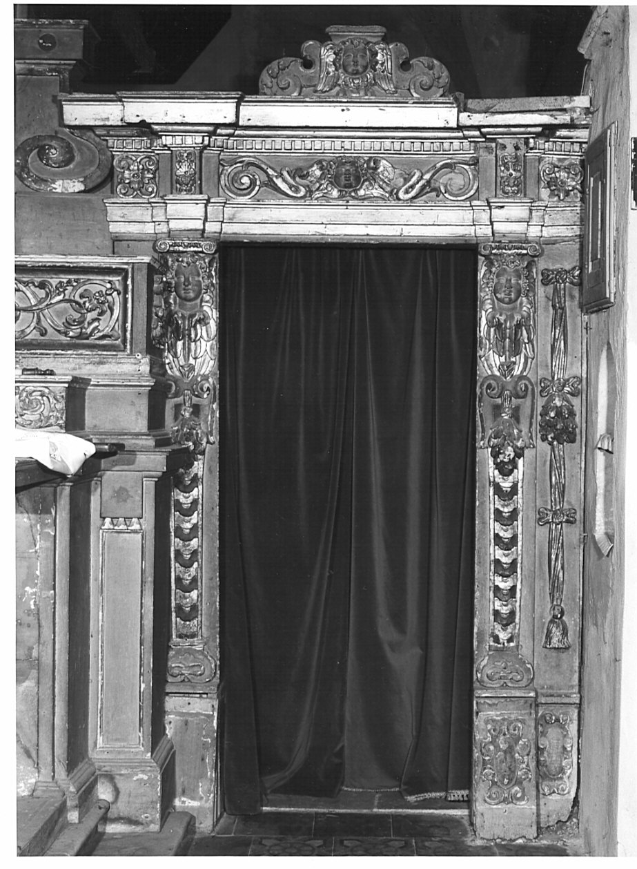 porta, complesso decorativo - bottega italiana (prima metà sec. XVII)