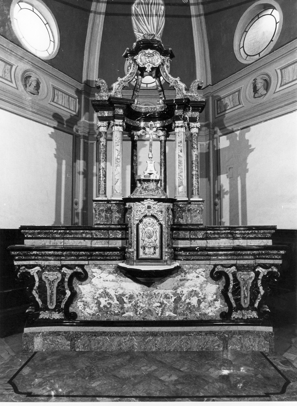 altare maggiore, complesso decorativo - bottega italiana (prima metà sec. XVIII)