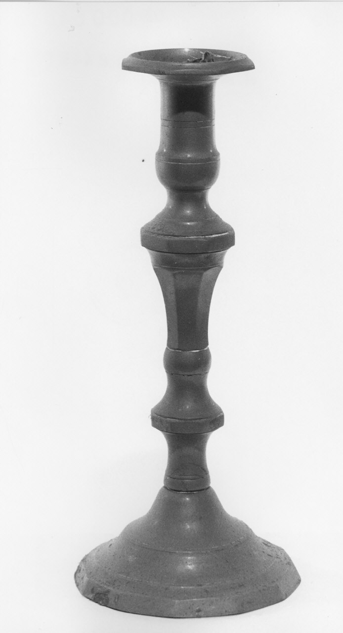 candeliere, serie - bottega italiana (sec. XVIII)