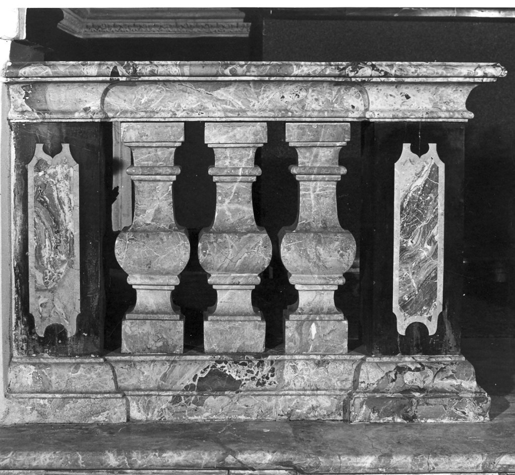 balaustrata, opera isolata - bottega italiana (fine/inizio secc. XVII/ XVIII)