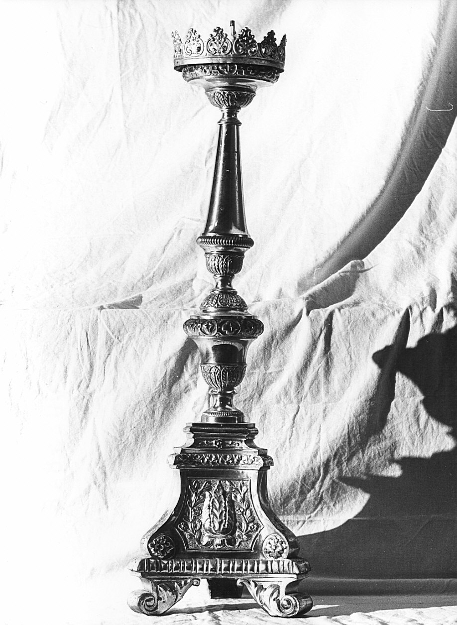 candeliere, serie - bottega lombarda (fine/inizio secc. XVIII/ XIX)