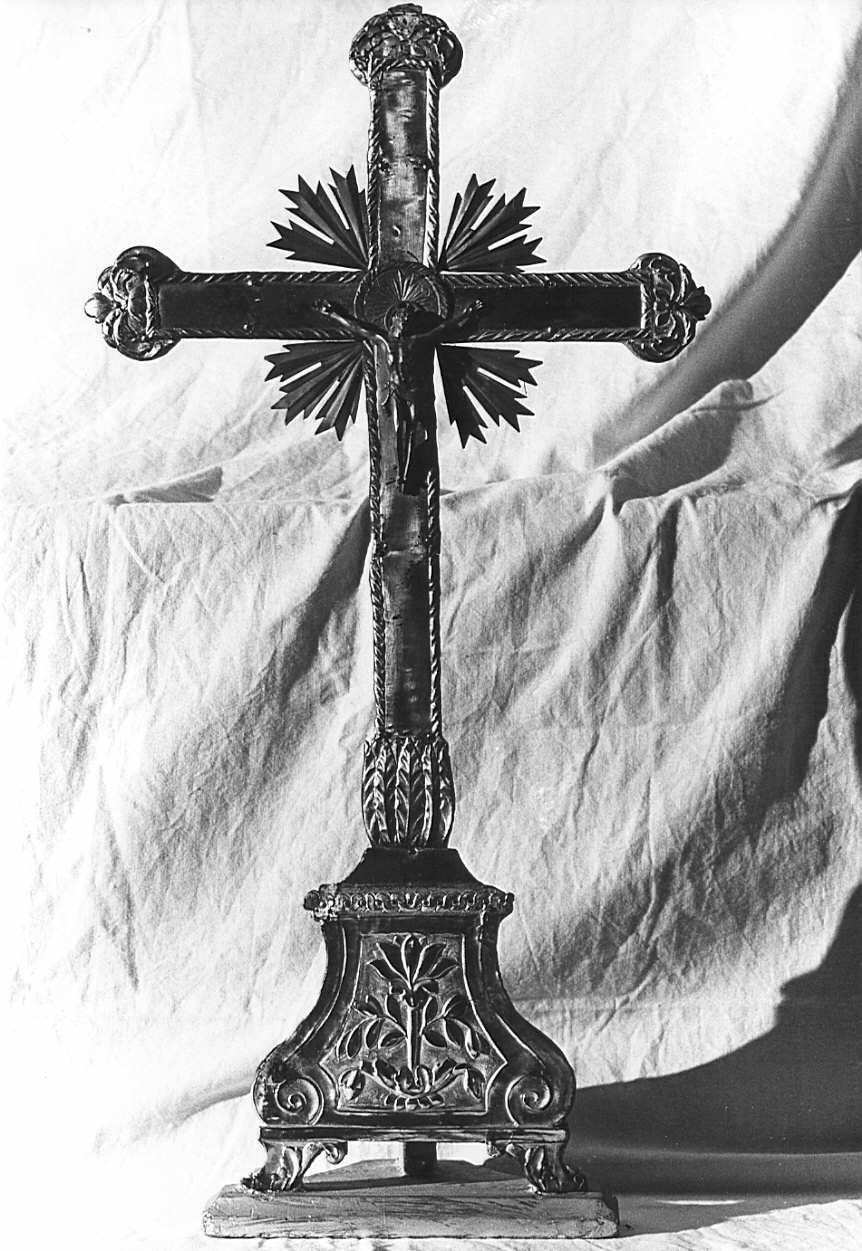 croce d'altare, opera isolata - bottega lombarda (fine/inizio secc. XVIII/ XIX)