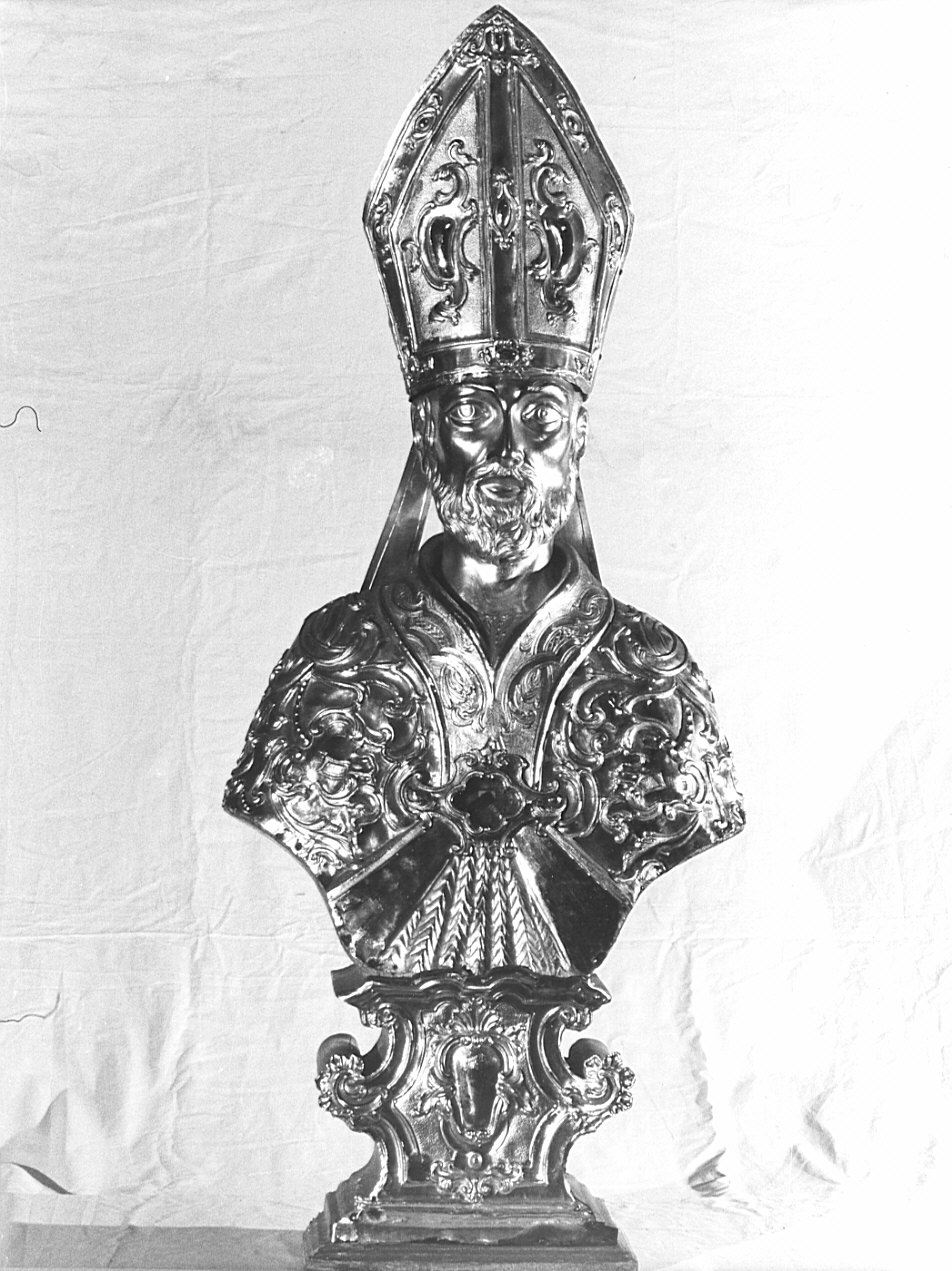 Santo vescovo (reliquiario - a busto, opera isolata) - bottega lombarda (sec. XIX)
