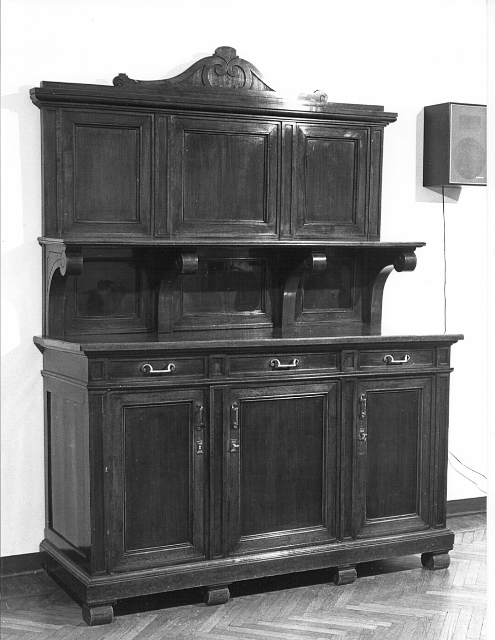 credenza, opera isolata - bottega lombarda (fine sec. XIX)