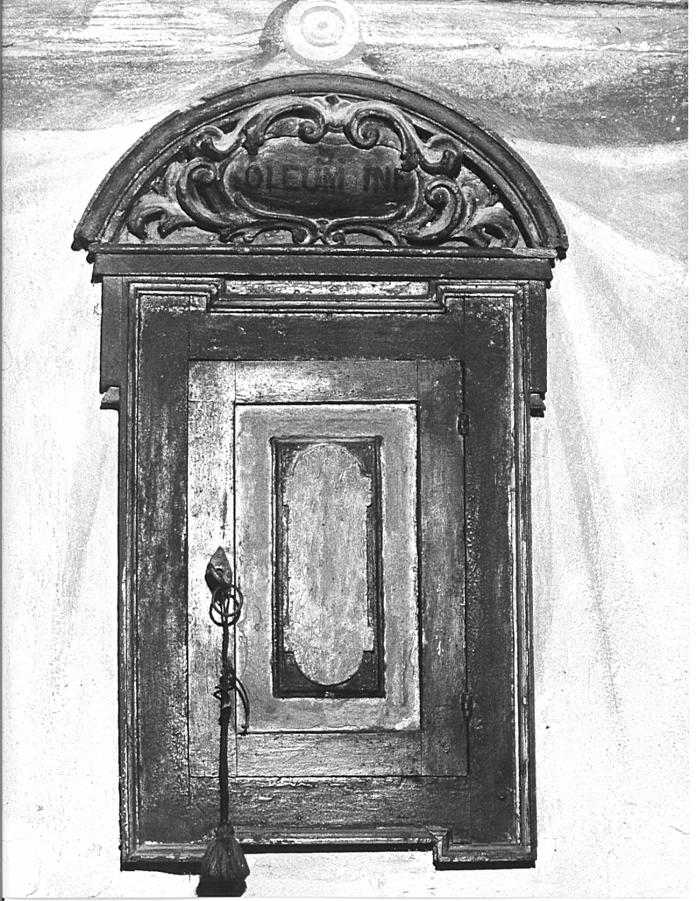 anta di armadietto per oli santi, opera isolata - bottega lombarda (metà sec. XVII)