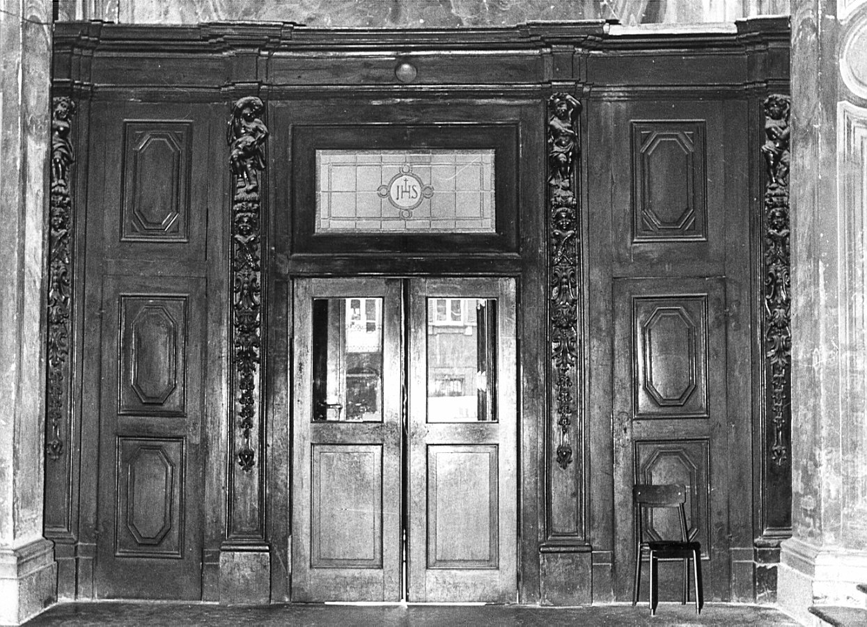 bussola d'ingresso, coppia - bottega lombarda (sec. XVII)