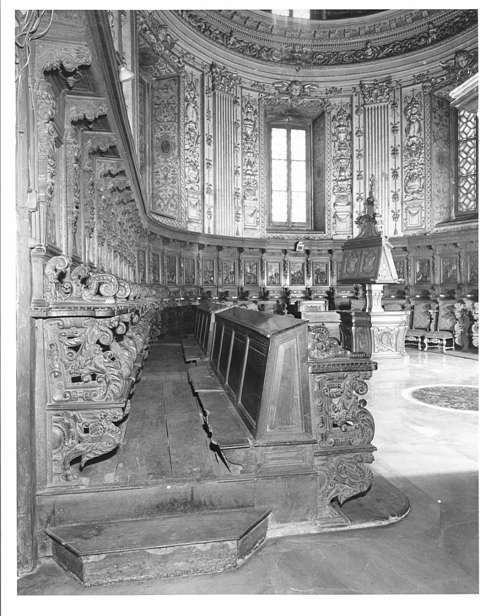 stalli del coro, insieme di Santagostino Ambrogio, Passeri Bernardino (sec. XVI)