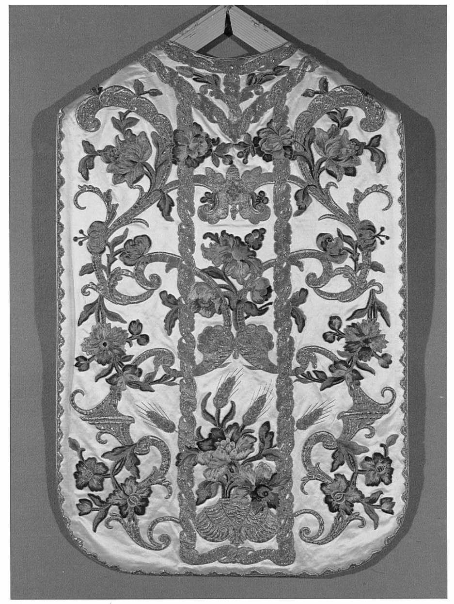 paramento liturgico, insieme - manifattura lombarda (sec. XVIII, sec. XX)