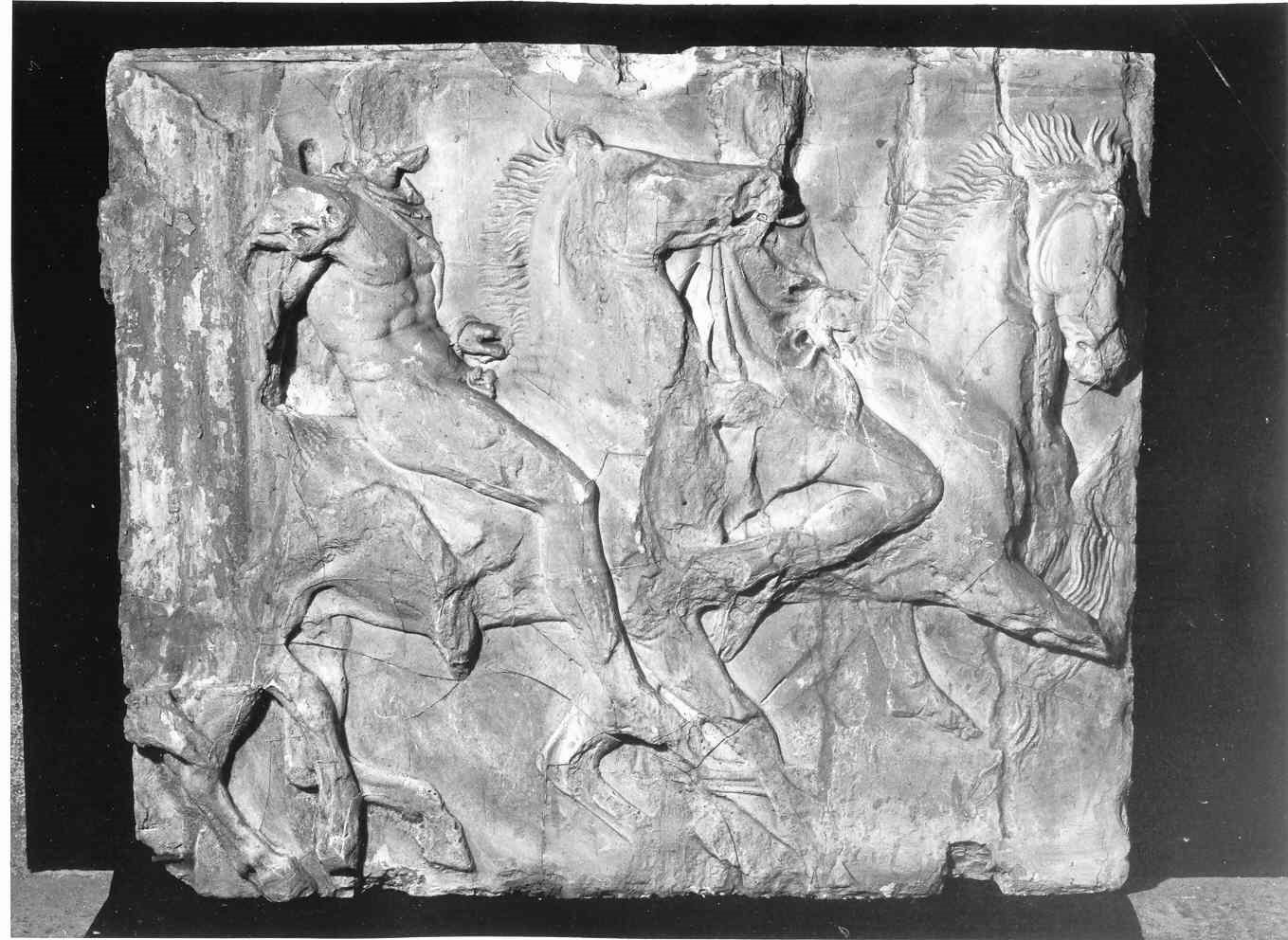 Cavalcata durante le feste Panatenee, cavalieri (lastra, frammento) - ambito inglese (sec. XIX)