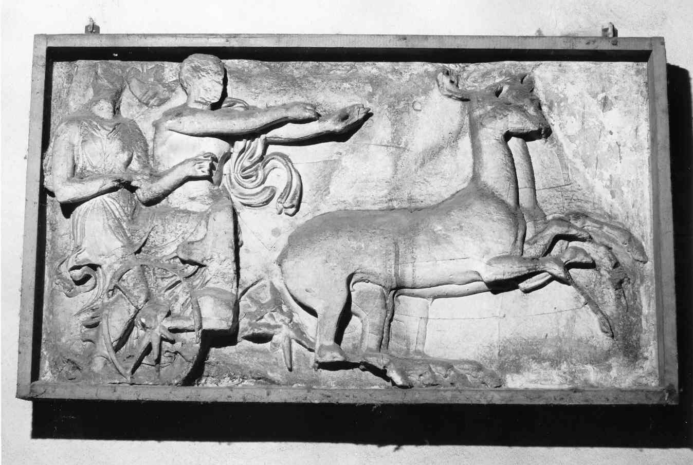 centauromachia (decorazione plastica, opera isolata) - ambito inglese (sec. XIX)