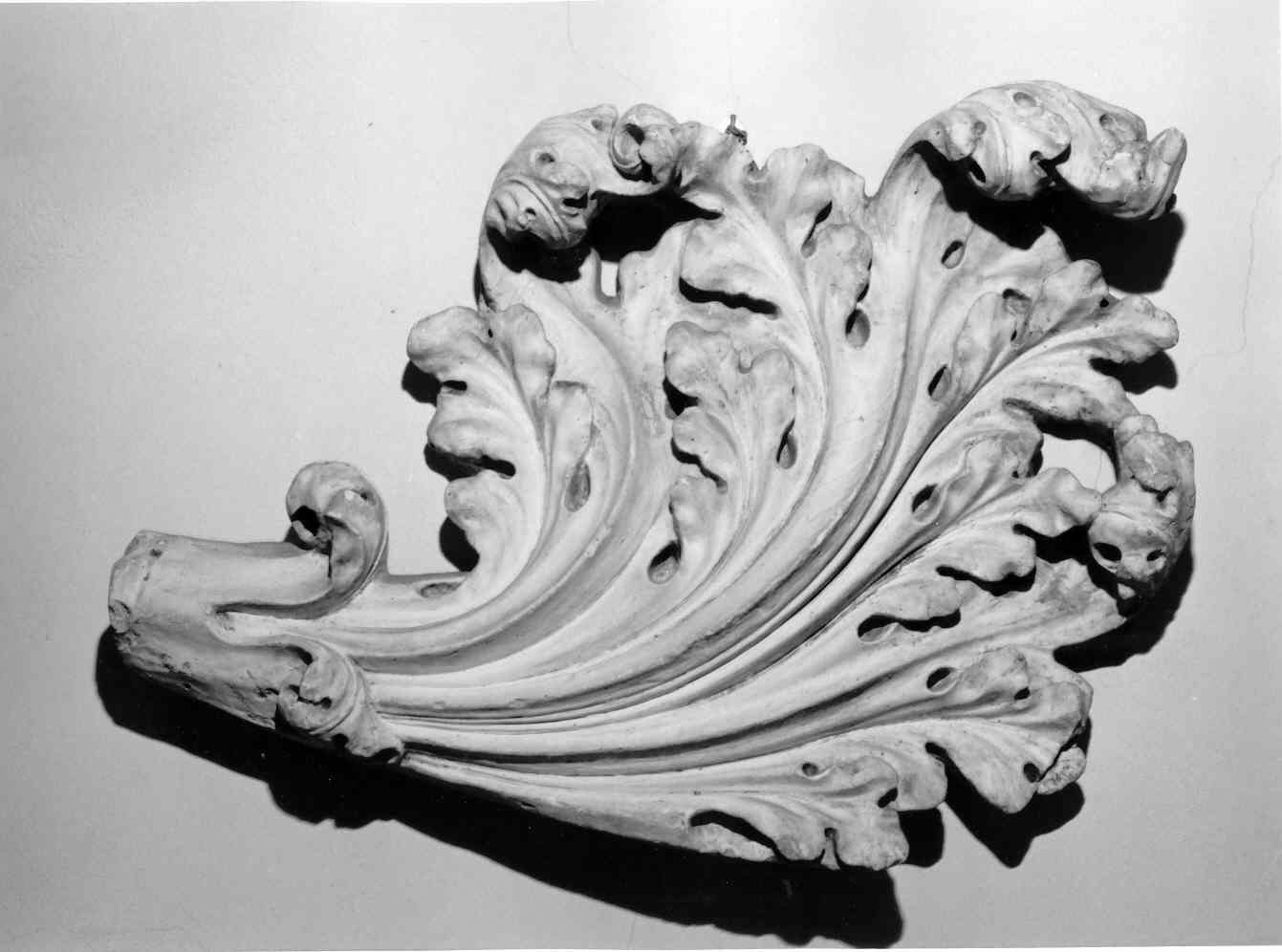 foglia (scultura, opera isolata) - ambito lombardo (sec. XX)