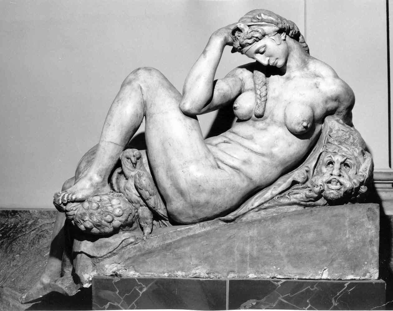 la notte (statua, opera isolata) - ambito fiorentino (sec. XIX)