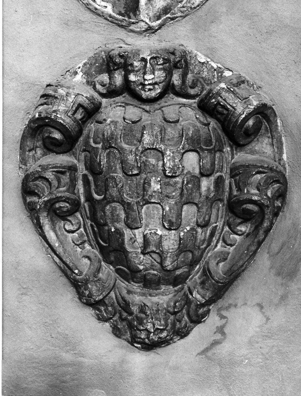 monumento funebre, frammento - bottega lombarda (seconda metà sec. XVI)