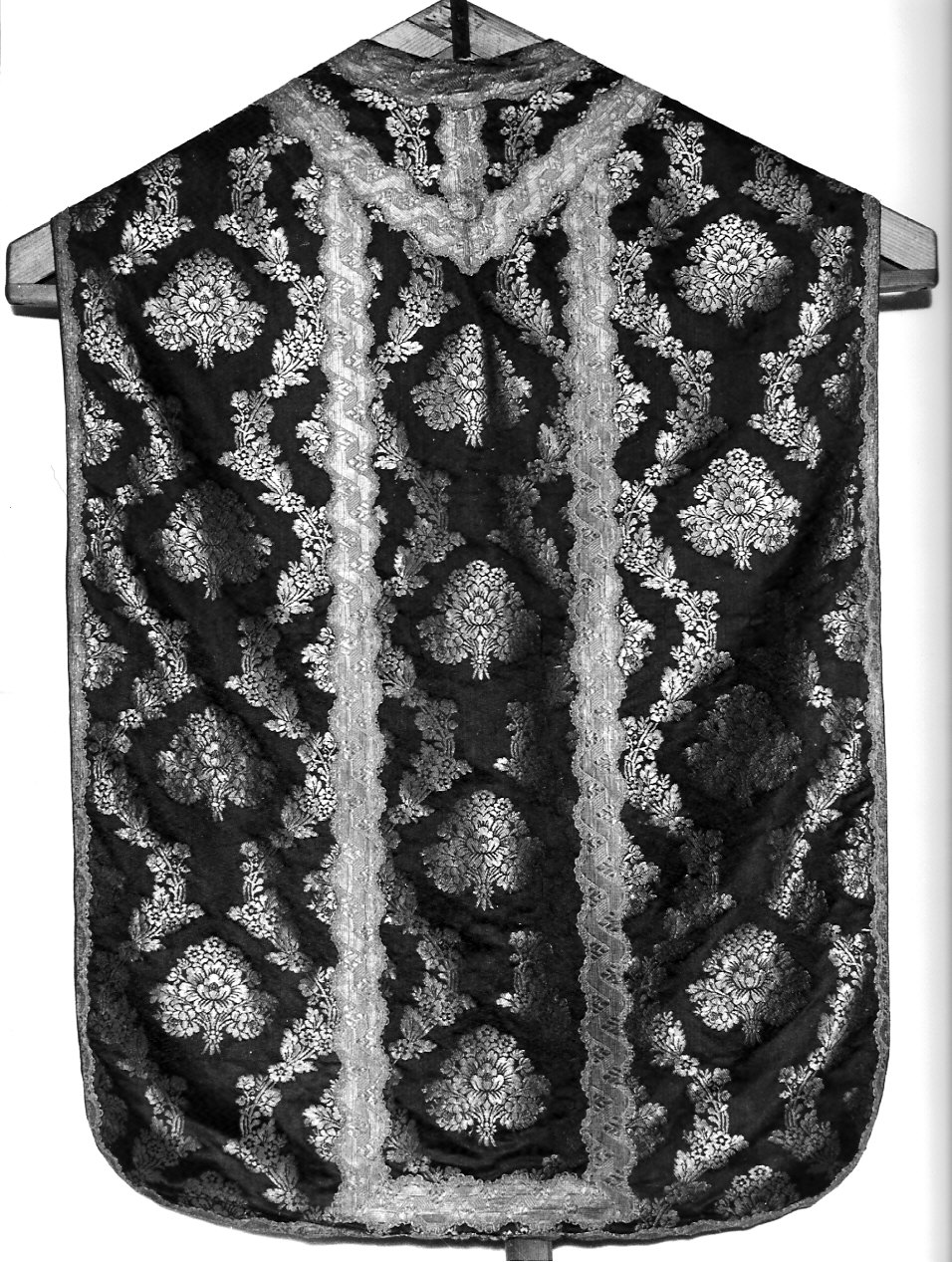 paramento liturgico, insieme - manifattura italiana (secc. XIX/ XX)