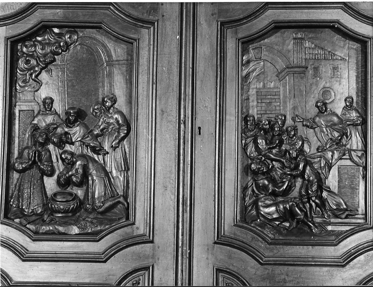 Santi dell'ordine carmelitano (anta di armadio, elemento d'insieme) di Quadrio Giovanni Battista (attribuito) (secc. XVII/ XVIII)