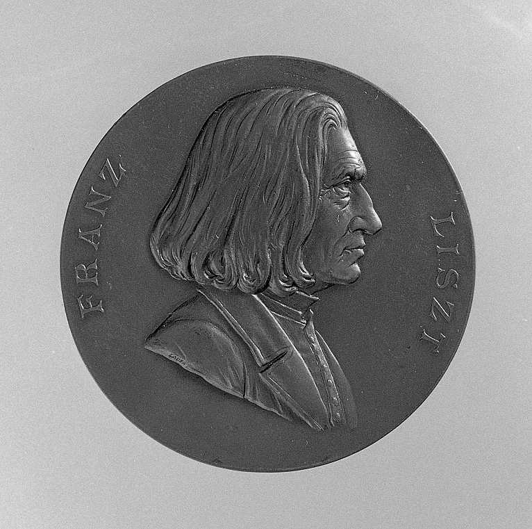 Ritratto di Liszt Franz (Serie Lauer), ritratto del compositore Liszt Franz, motivo decorativo vegetale (medaglia, serie) - produzione Stabilimento Lauer (Germania) (fine/inizio secc. XIX/ XX)