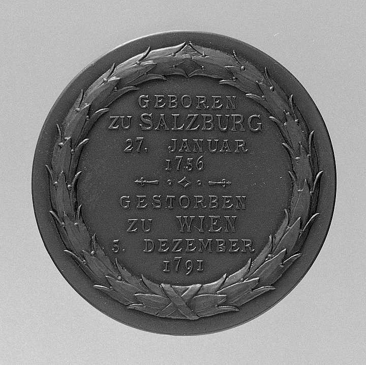 Ritratto di Mozart Wolfgang Amadeus (Serie Lauer), ritratto del compositore Mozart Wolfgang Amadeus (medaglia, serie) - produzione Stabilimento Lauer (Germania) (fine/inizio secc. XIX/ XX)