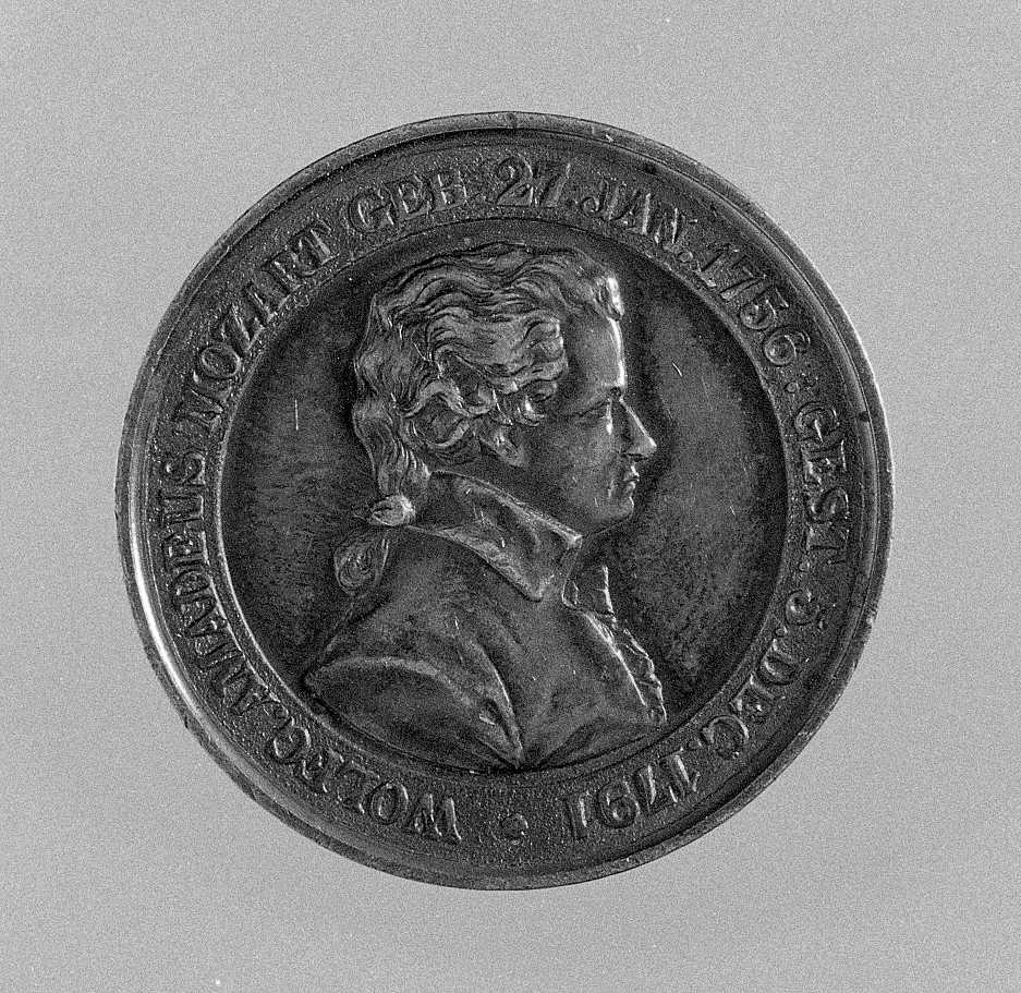 Ritratto di Mozart Wolfgang Amadeus, ritratto del compositore Mozart Wolfgang Amadeus (medaglia, serie) - produzione austriaca (?) (prima metà sec. XIX)