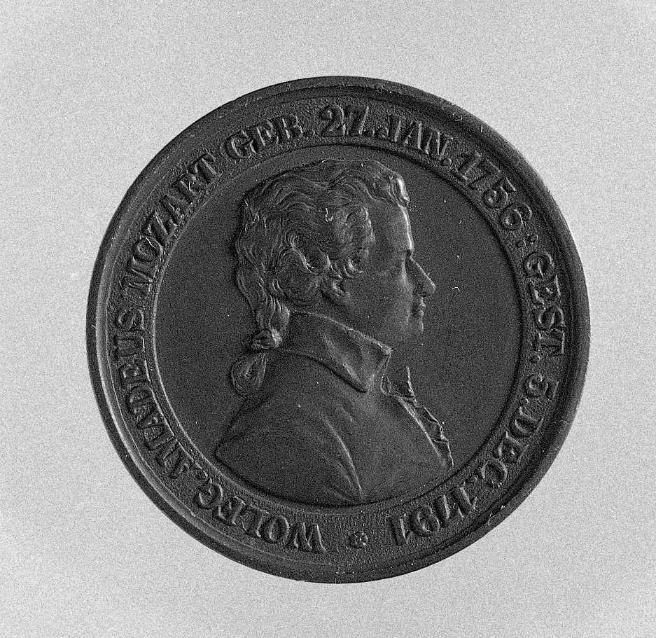 Ritratto di Mozart Wolfgang Amadeus, ritratto del compositore Mozart Wolfgang Amadeus (medaglia, serie) - produzione austriaca (prima metà sec. XIX)