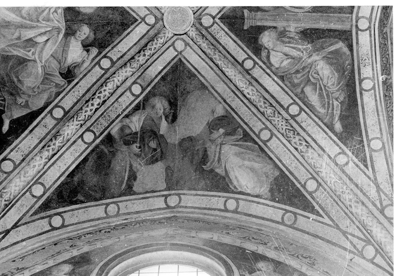 angeli con strumenti della passione: croce (dipinto, elemento d'insieme) di Ferrari Gaudenzio (sec. XVI)