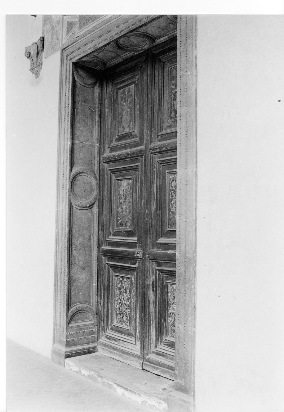 mostra di portale, opera isolata - bottega lombarda (fine/inizio secc. XV/ XVI)