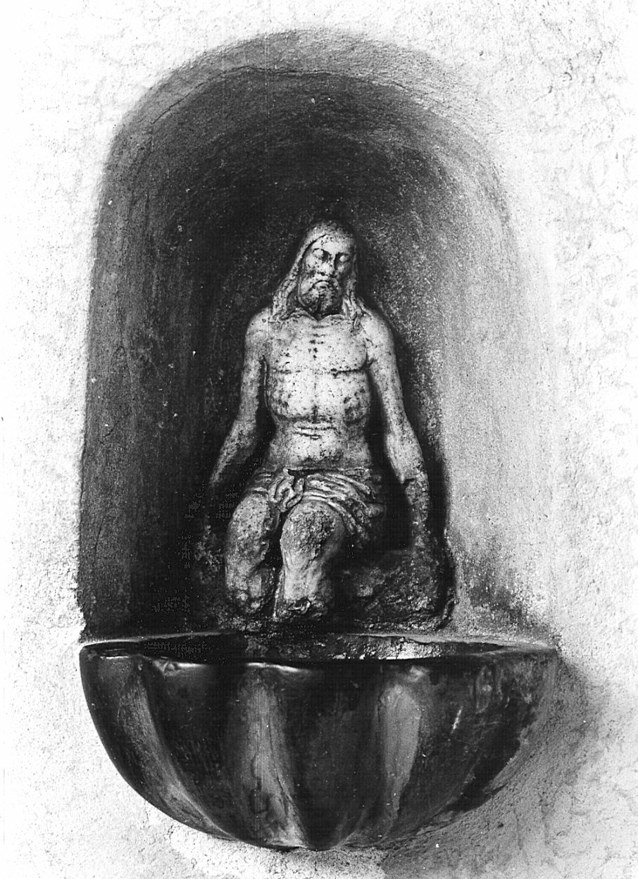 acquasantiera da parete, opera isolata - bottega lombarda (sec. XVI, sec. XVIII)