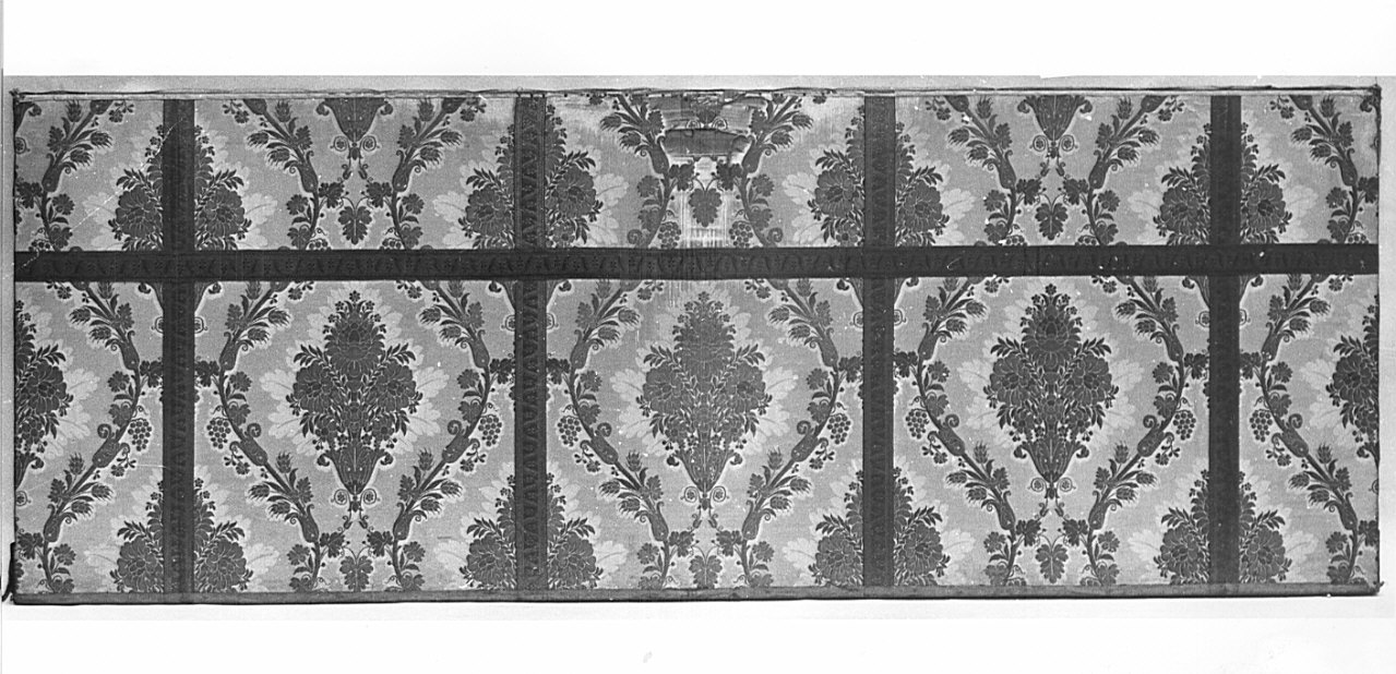 paliotto, opera isolata - manifattura lombarda (inizio sec. XVIII)