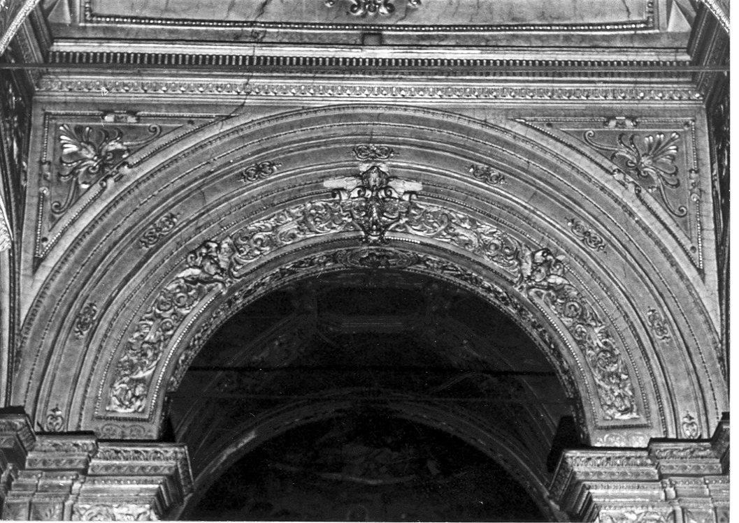 decorazione plastica, opera isolata - bottega lombarda (secc. XVI/ XVII)