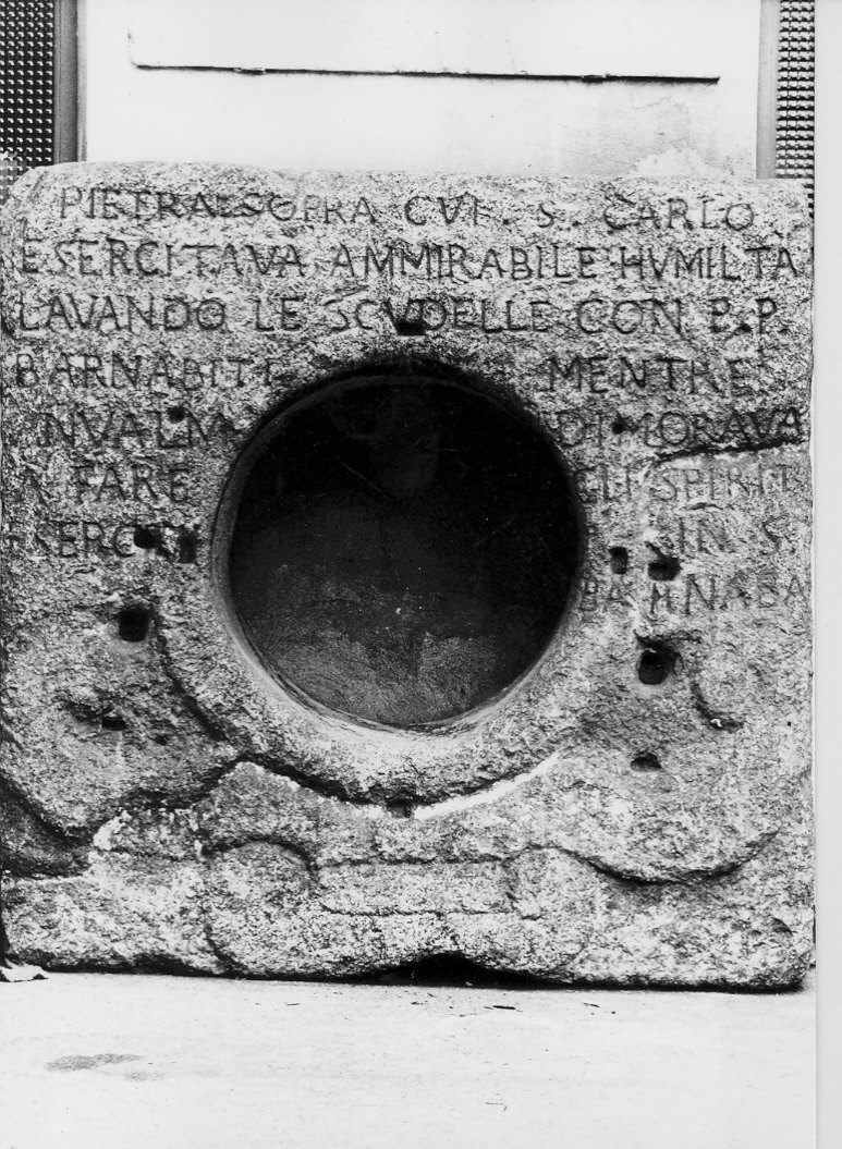 lavabo da sacrestia, opera isolata - bottega lombarda (sec. XVI)