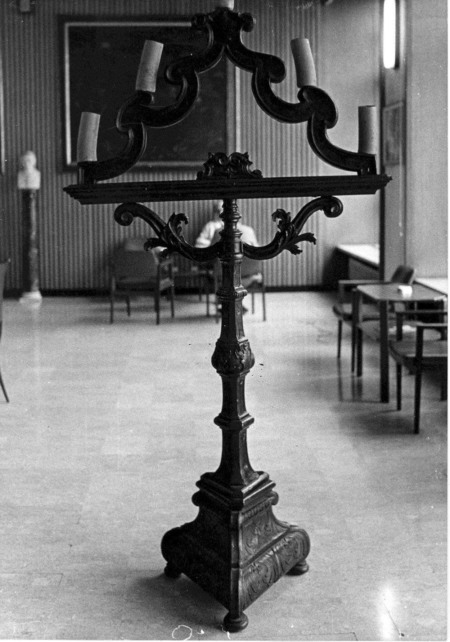 candelabro, opera isolata - bottega italiana (fine sec. XVI, sec. XIX)