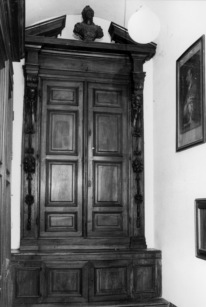 armadio da sacrestia, opera isolata - bottega italiana (sec. XVII)