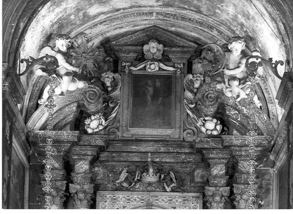 fastigio d'altare, elemento d'insieme di Buzzi Carlo, Muttoni Pietro Paolo, Muttoni Francesco (seconda metà sec. XVII)