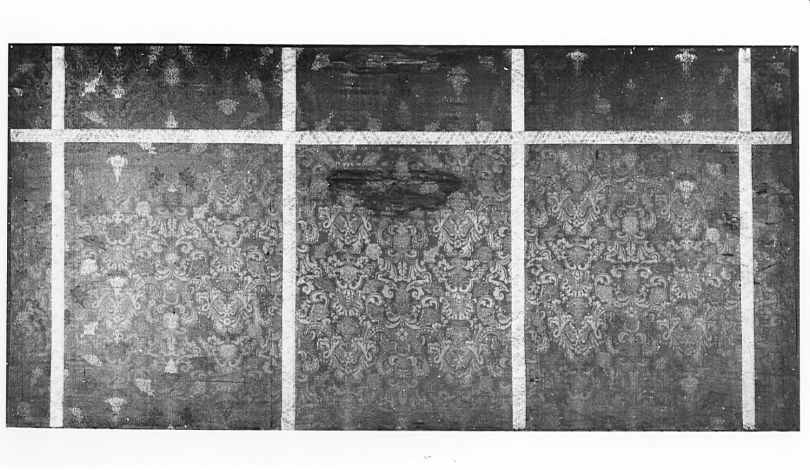 paliotto, opera isolata - manifattura lombarda (fine/inizio secc. XVI/ XVII)