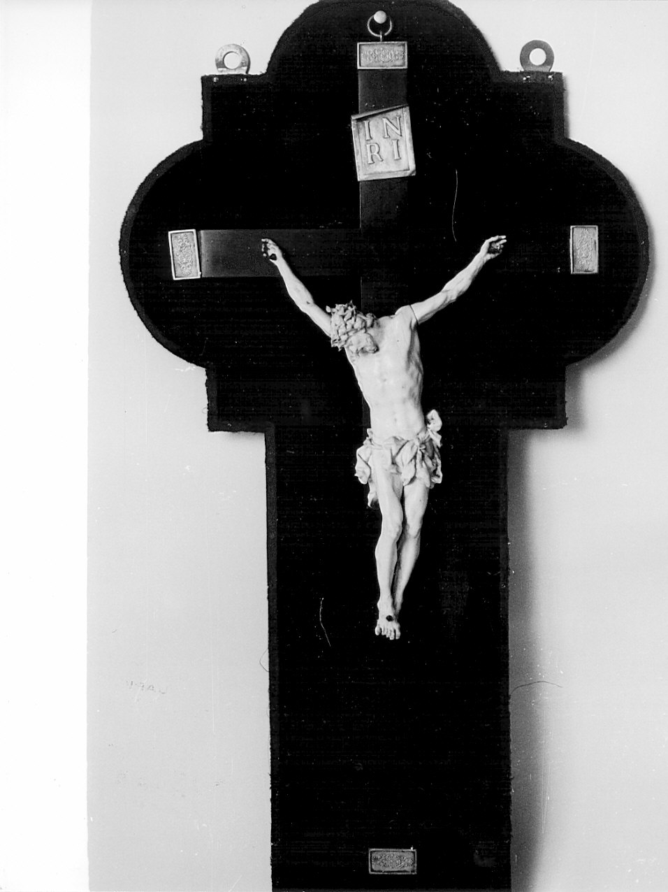 croce da parete, opera isolata - bottega lombarda (sec. XIX)