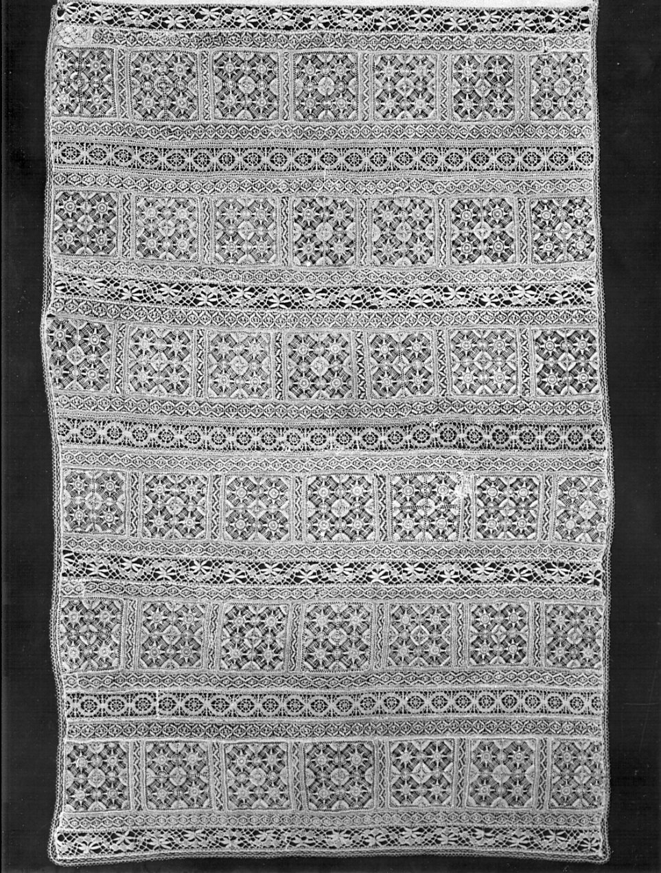 merletto, opera isolata - manifattura lombarda (prima metà sec. XVII)