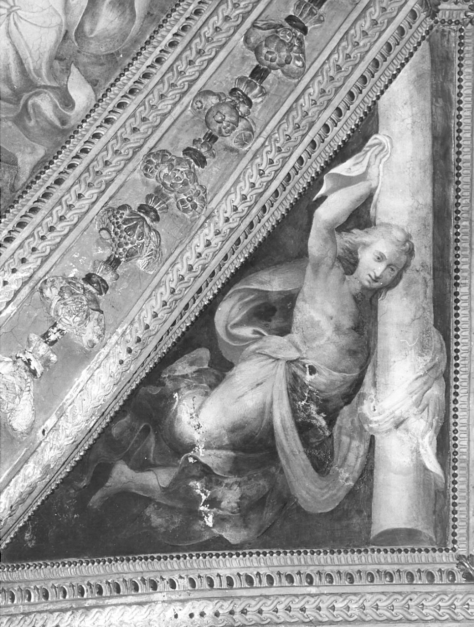 angelo con simbolo della passione: colonna (dipinto, elemento d'insieme) di Campi Giulio, Campi Antonio (attribuito) (sec. XVI)