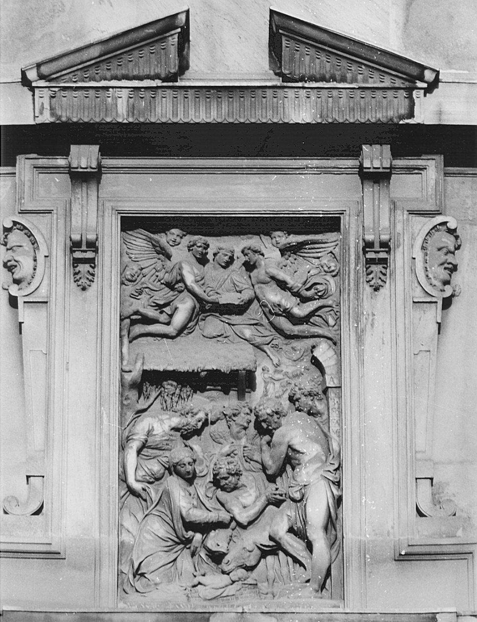 adorazione dei pastori (rilievo, opera isolata) di Fontana Annibale (sec. XVI)