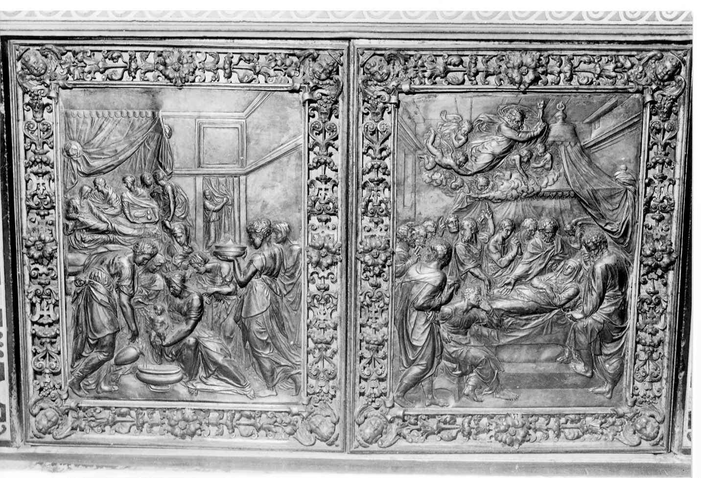 nascita di Maria Vergine/ transito della Madonna (paliotto, elemento d'insieme) di Fontana Annibale (sec. XVI)