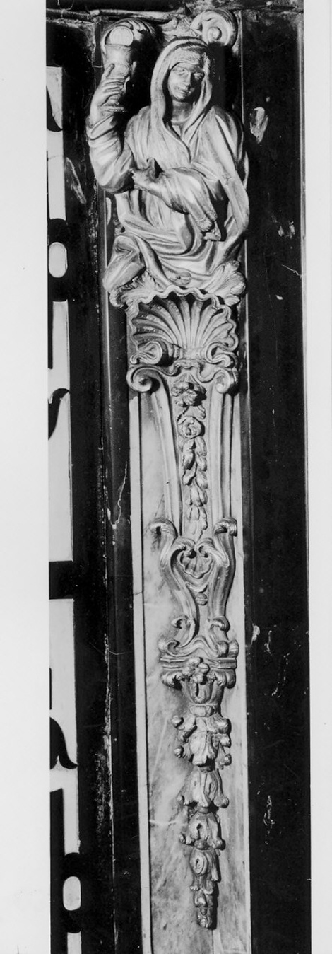 figura femminile (rilievo, elemento d'insieme) di Manfredini Luigi (attribuito) (fine/inizio secc. XVIII/ XIX)