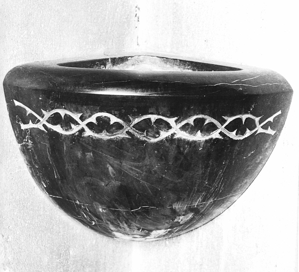 acquasantiera da parete, opera isolata - bottega italiana (secc. XVIII/ XIX)