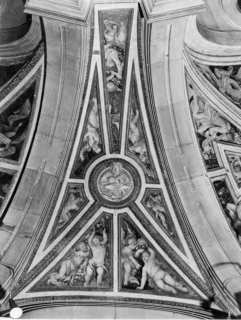 decorazione plastica, opera isolata - ambito lombardo (sec. XVI)