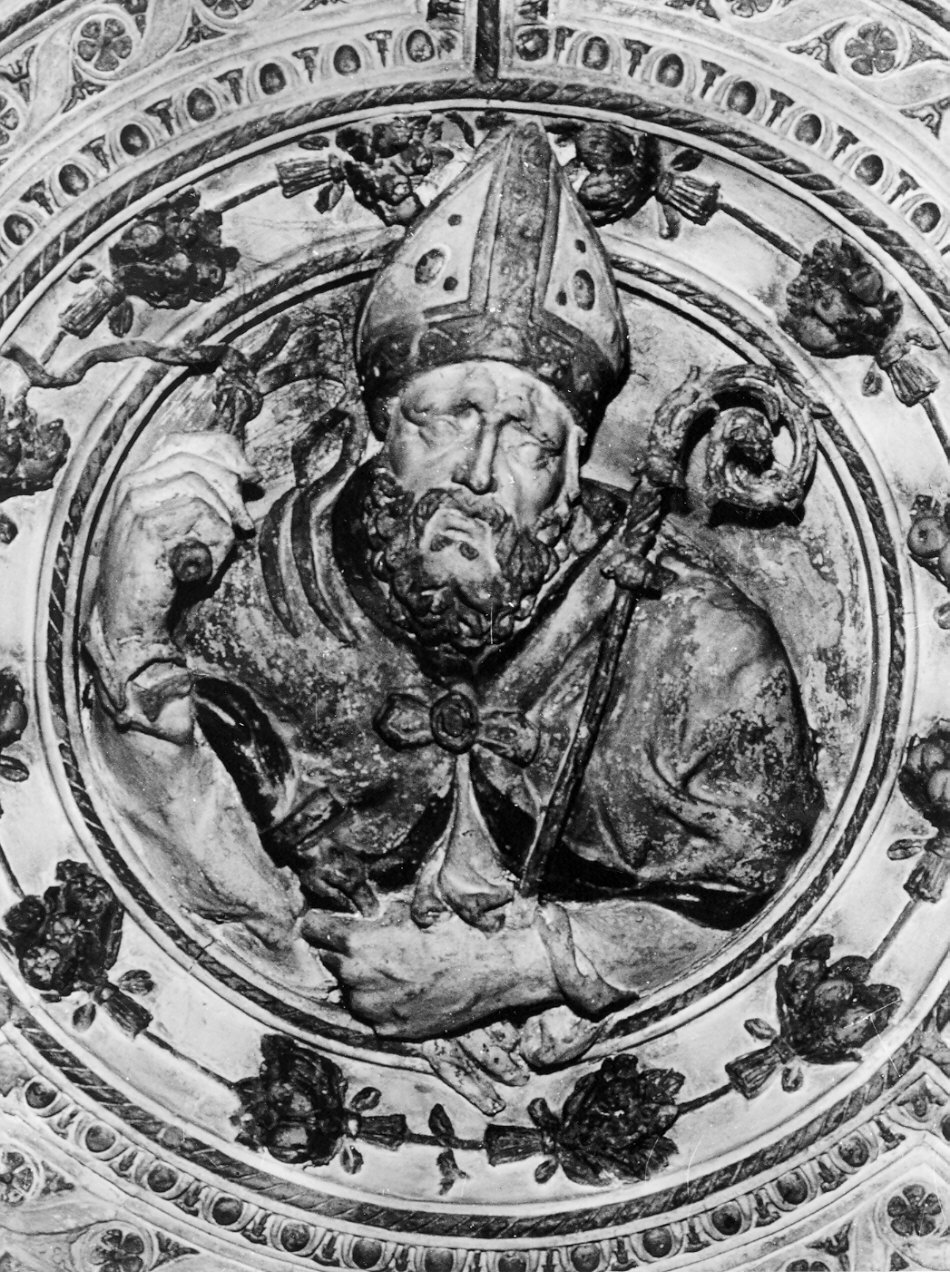 Sant'Ambrogio (chiave di volta, opera isolata) - bottega lombarda (metà sec. XVI)