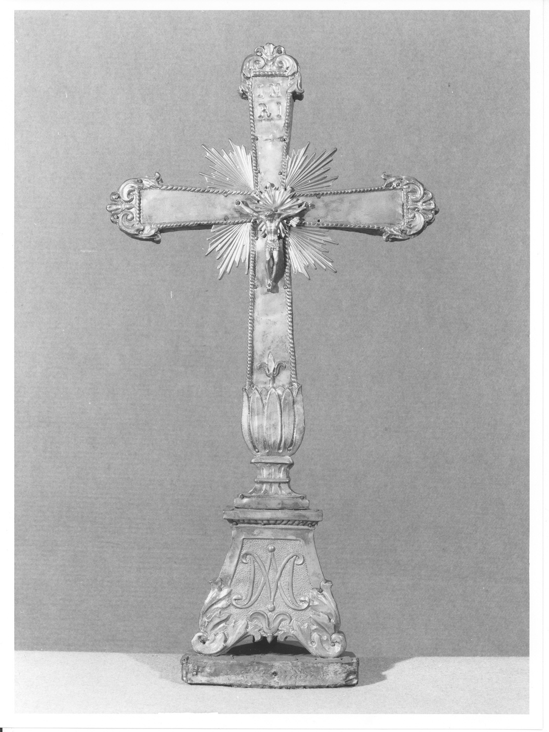 croce d'altare, opera isolata - ambito lombardo (prima metà sec. XIX)