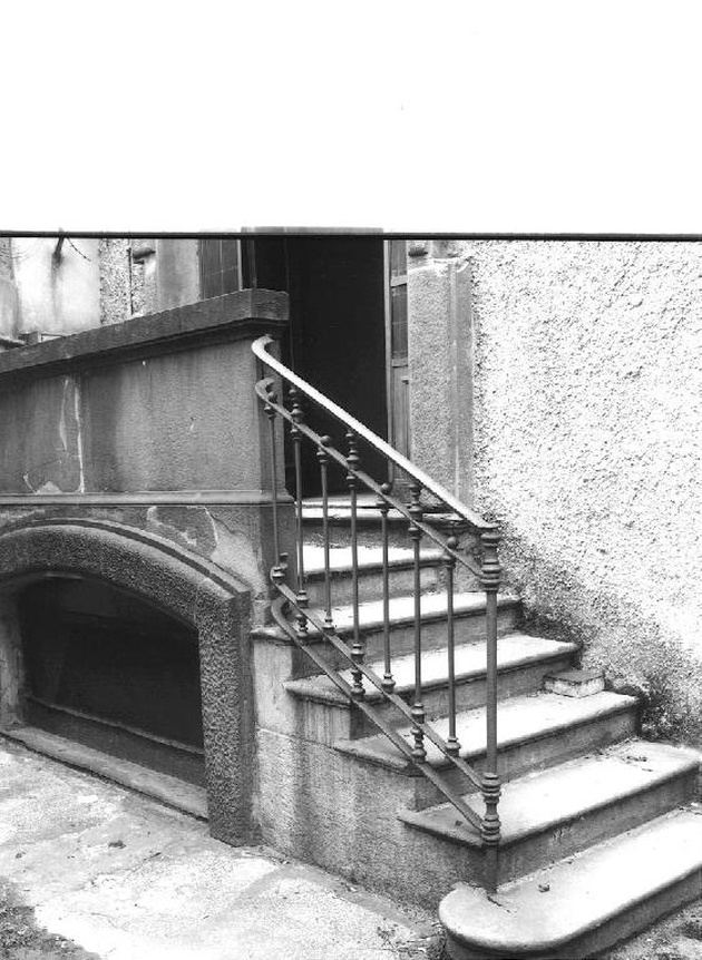 balaustrata, opera isolata - produzione lombarda (prima metà sec. XX)