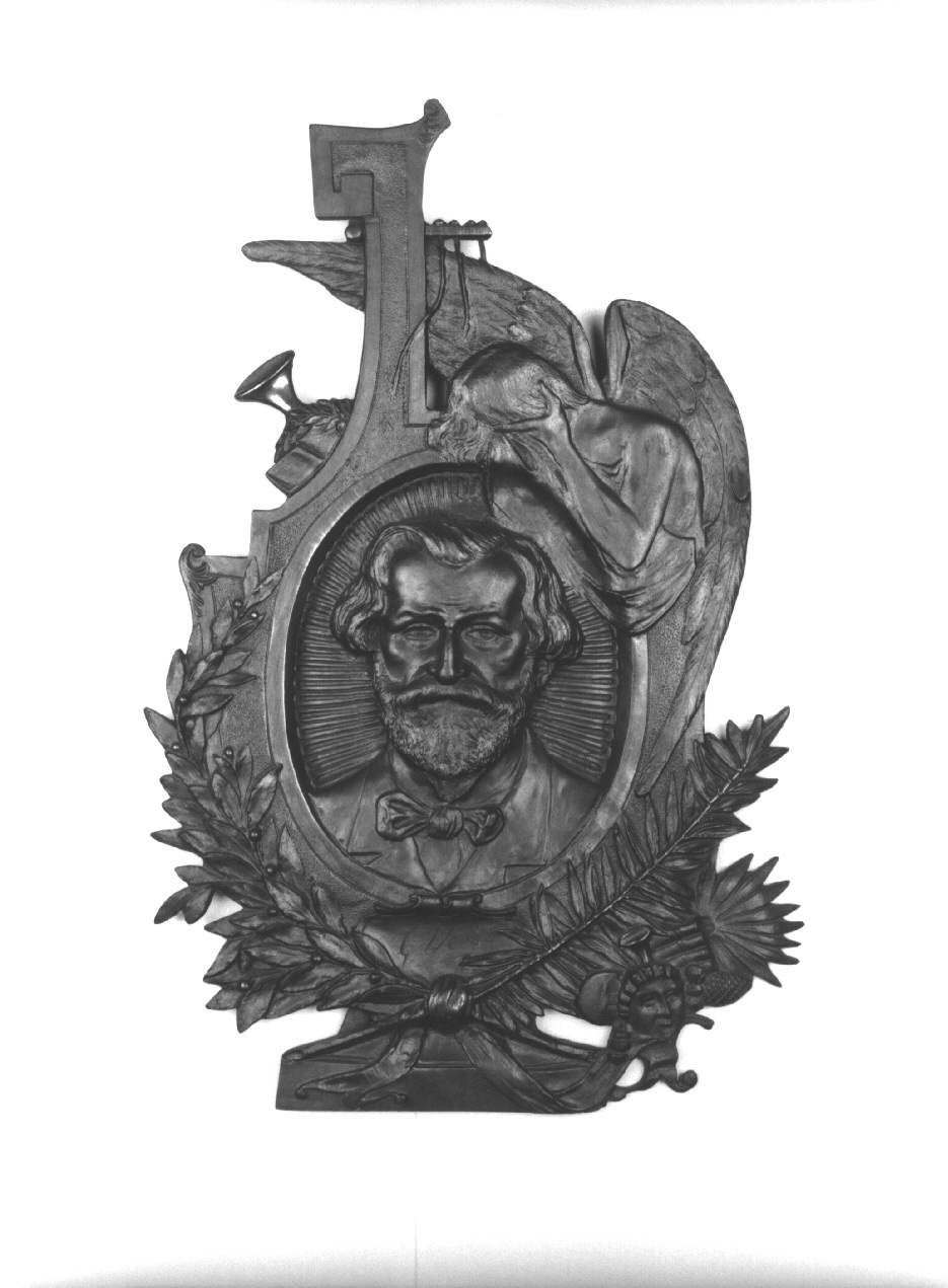 ritratto di Giuseppe Verdi, ritratto di Giuseppe Verdi (targa, opera isolata) di Gini Carlo (sec. XX)