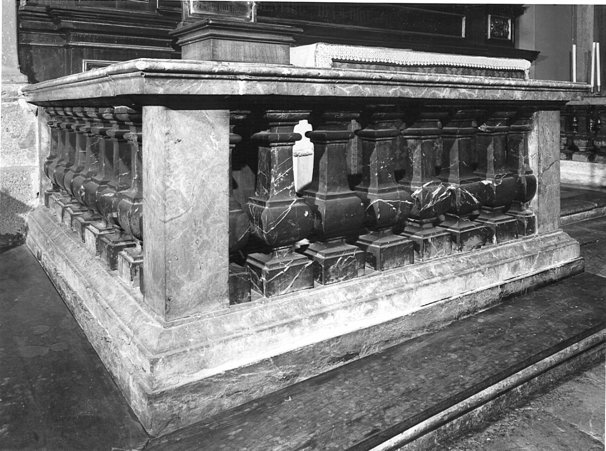 balaustrata, opera isolata - bottega lombarda (sec. XVII)