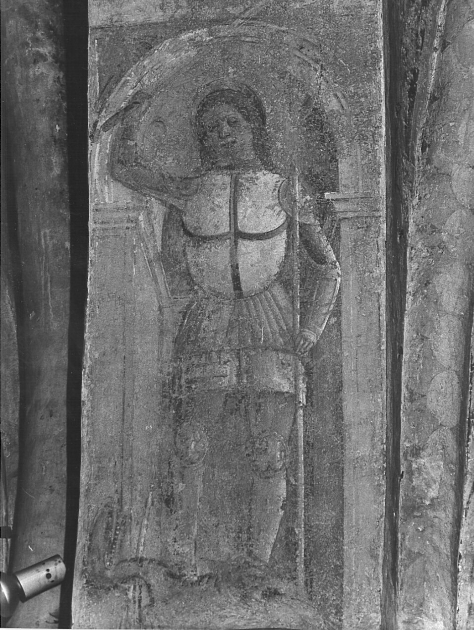 Santo guerriero (dipinto, elemento d'insieme) di De Mottis Agostino (sec. XV)