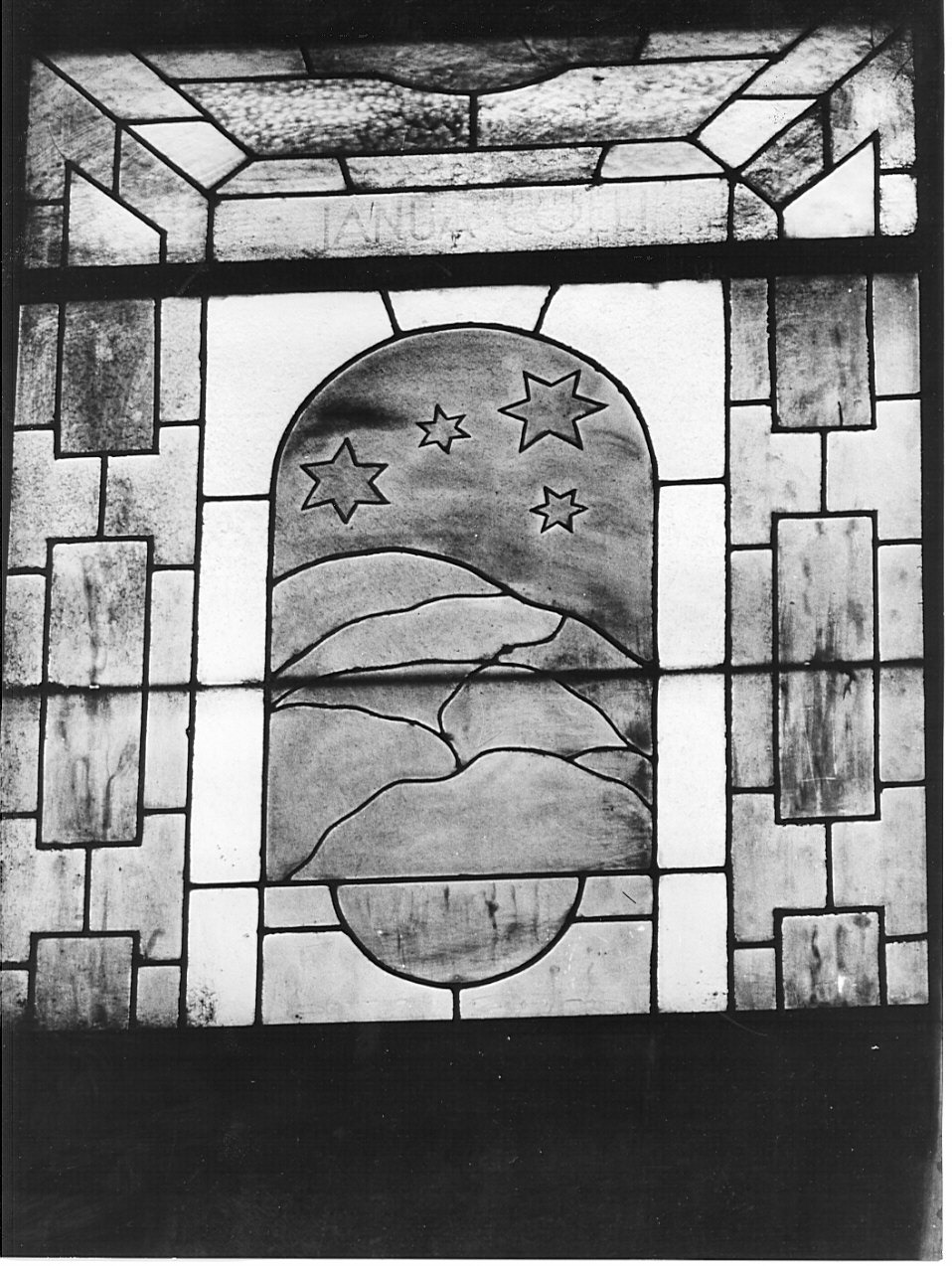 vetrata, opera isolata - bottega lombarda (sec. XX)