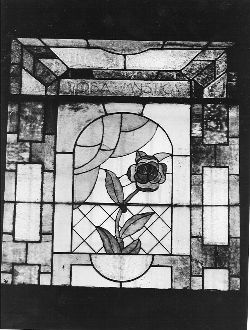 vetrata, opera isolata - bottega lombarda (sec. XX)